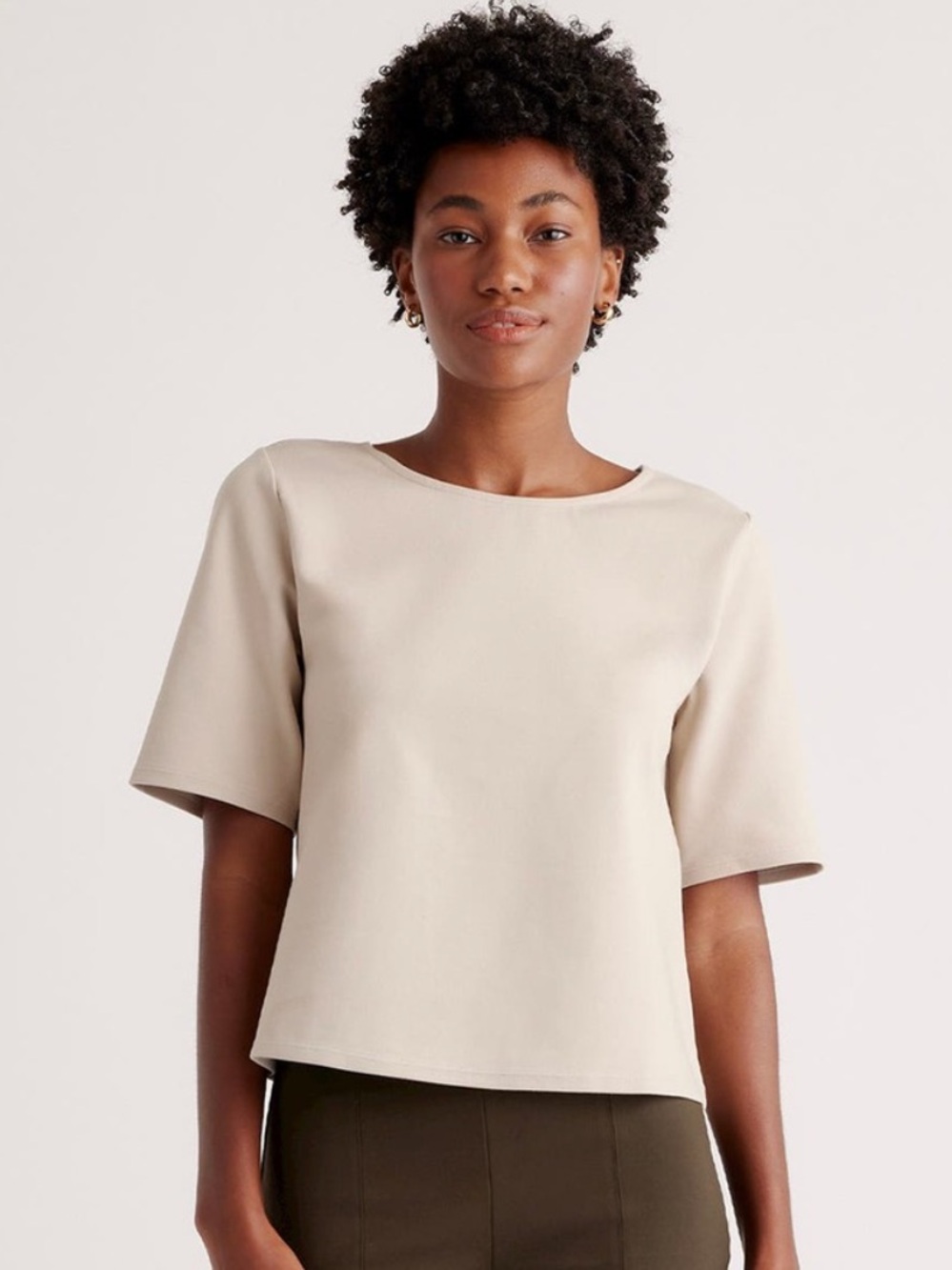 NWT Quince Ultra Stretch Ponte Ecru Light Tan Cream Short Sleeve Top Minimalist - Picture 4 of 16